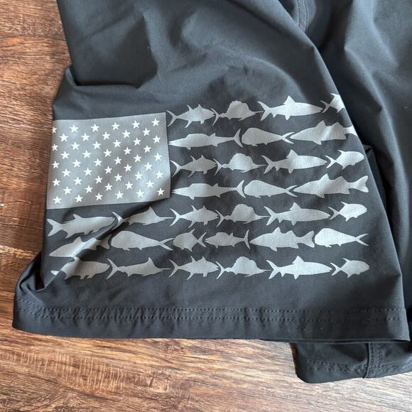 Columbia PFG Men’s Swim Trunks Black Size 36‎ USA Flag Bottle Opener 9” Inseam - Picture 7 of 7